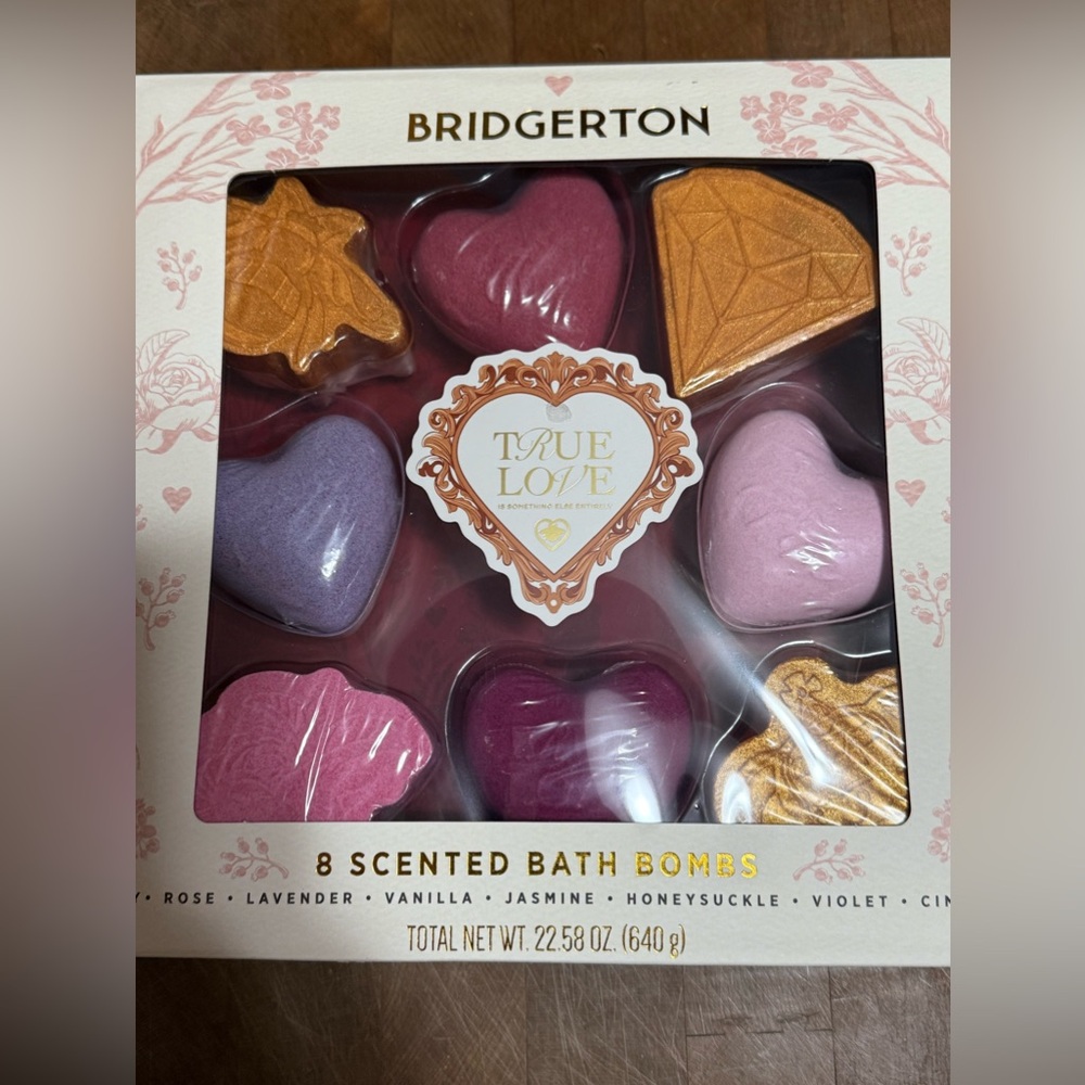 Bridgerton True Love Scented Bath Bombs - Multicolor